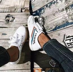 国外街头穿国产鞋的视频,国货崛起引发全球关注  第3张